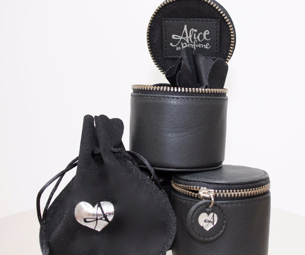 Luxury leather jewellery boxes – round